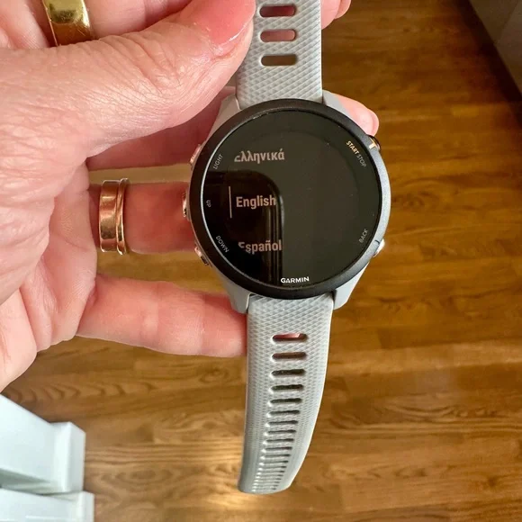 Garmin Forerunner 255s Gray + Charging Cable - Picture 3 of 5